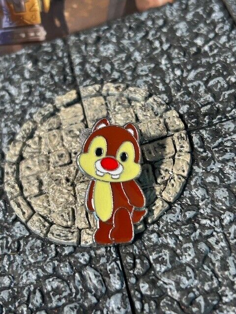 Cutie Dale Cute Standing Chip & Dale full body Disney Collectible Trad ...