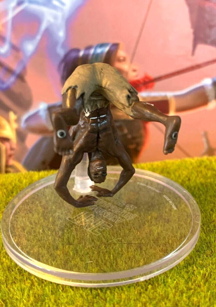 Aigamuxa Handstand D&D Miniature Dungeons Dragons Mwangi Expanse large giant 32