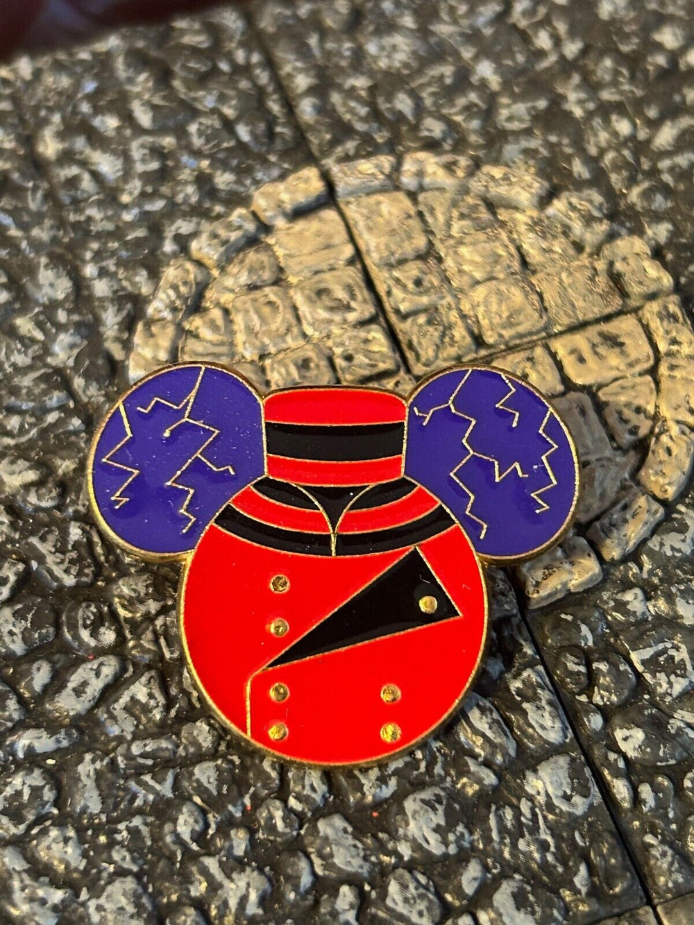 Twilight Zone Tower of Terror Mickey Icon Uniform Disney Collectible Trader Pin