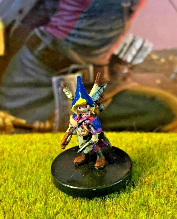 Gnome Rogue D&D Miniature Dungeons Dragons Legendary wizard cleric druid bard Z