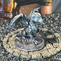 Silver Dragon Wyrmling D&D Miniature Dungeons Dragons Quests Infinite Staircase