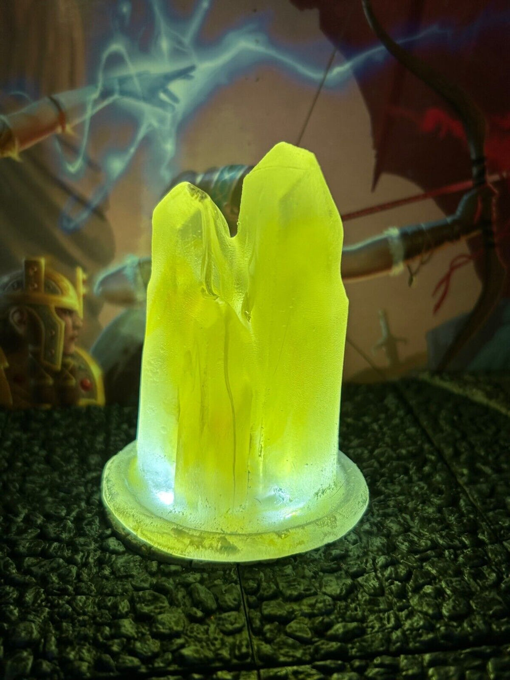 LED Light Up Yellow Ice Crystal Shard Dungeon & Dragons D&D terrain fire WHITE