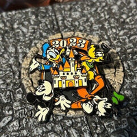 2023 Spinner Fab Four Mickey Goofy Donald Pluto Disney Collectible Trader Pin